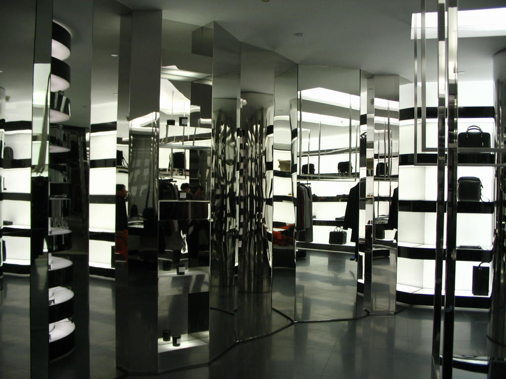 男装上海专卖店（施工图及实景）